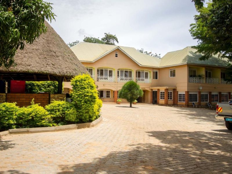 Jinja Safari Hotel